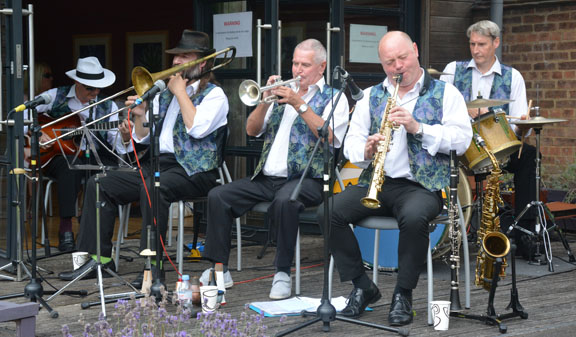 Arthur Brown Jazz
        Band